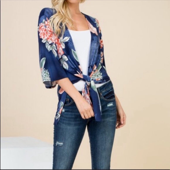 Blue and Floral 3/4 Sleeve Kimono Cardigan - Picture 4 of 7